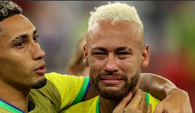 Neymar hints he could retire from Brazil duty following shock World Cup penalty exit to Croatia - Bóng Đá