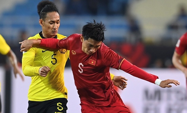 'Trọng tài Nhật Bản áp dụng đúng luật khi thổi penalty cho Việt Nam' - Bóng Đá