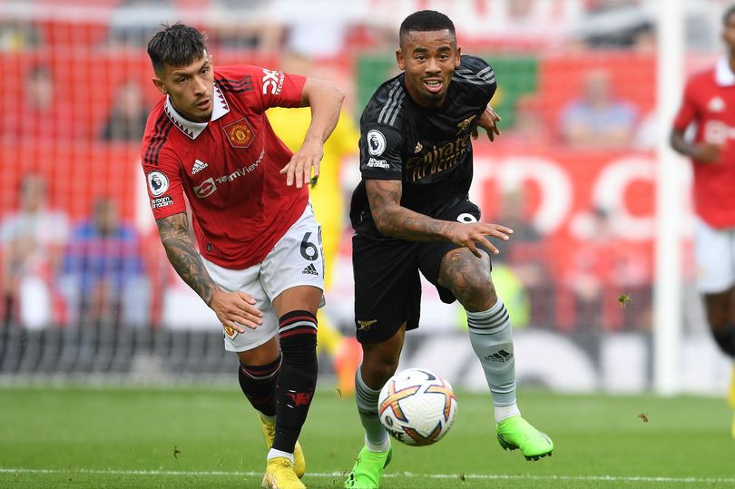 Man Utd star Lisandro Martinez makes Gabriel Jesus admission ahead of Arsenal injury return - Bóng Đá
