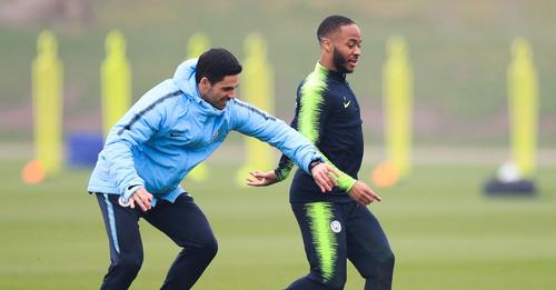 Arsenal on the prowl for Raheem Sterling to prepare for the Champions League - Bóng Đá