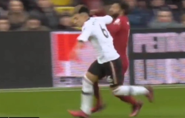 Salah đưa Martinez đến chiều không gian khác - Bóng Đá