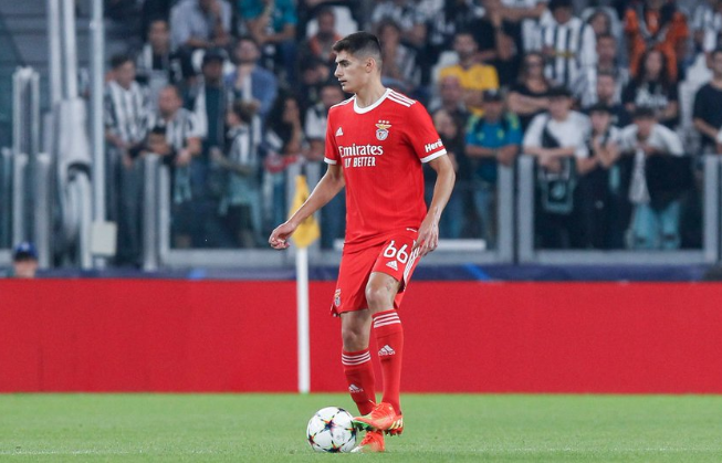 Manchester United are keen to sign Benfica central defender Antonio Silva - Bóng Đá
