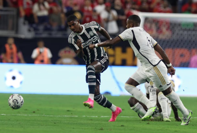 Rashford không thể tạo nên sự khác biệt.