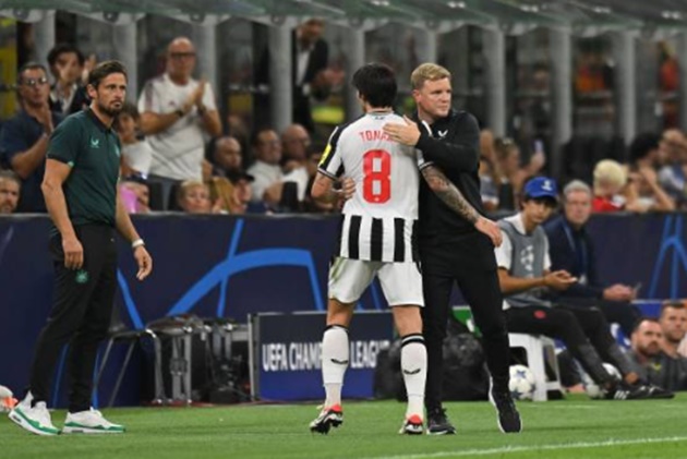 Góc nhìn AC Milan 0-0 Newcastle - Bóng Đá