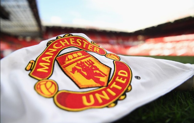  The Glazers have agreed lớn sell 25% of their stake in Manchester United lớn Sir Jim Ratcliffe at about the $33/share price offered. - Bóng Đá