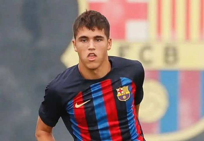 17-year old Pau Cubarsí, whose release clause stands at around €10m, has received interest from a number of Premier League clubs. - Bóng Đá