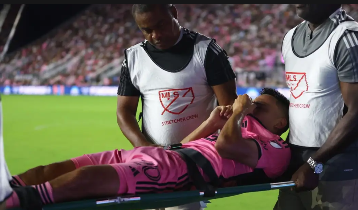 Inter Miami's injury list grows as teen superstar Diego Gomez is stretchered off in tears vs Nashville SC - Bóng Đá