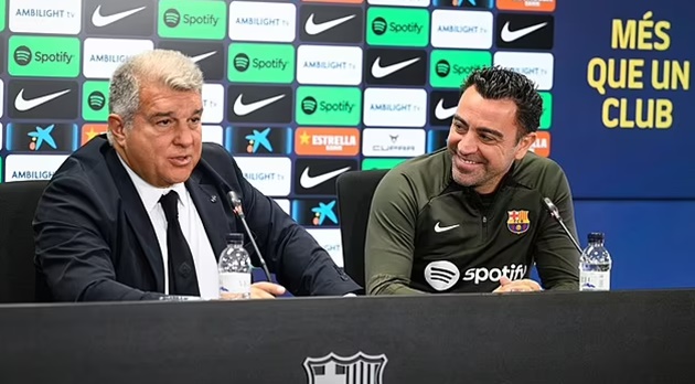 Barcelona could do ANOTHER Xavi U-turn, with 'president Joan Laporta urged to SACK their manager - Bóng Đá