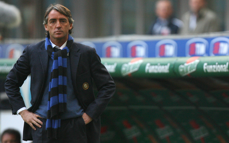 Roberto-Mancini-on-the-Inter-Milan-touchline