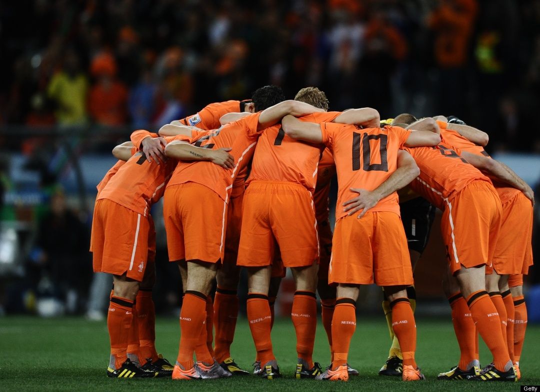 holland-football-team-picture