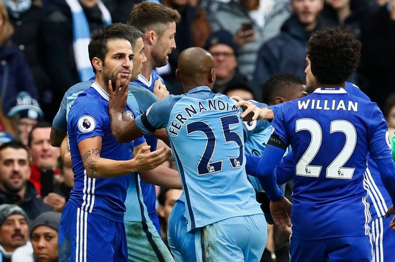 Manchester-Citys-Fernandinho-clashes-with-Chelseas-Cesc-Fabregas-before-being-sent-off