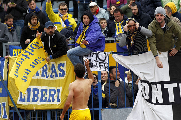 Tròn hai năm Parma phá sản: Hành trình trở lại vực sâu - Bóng Đá