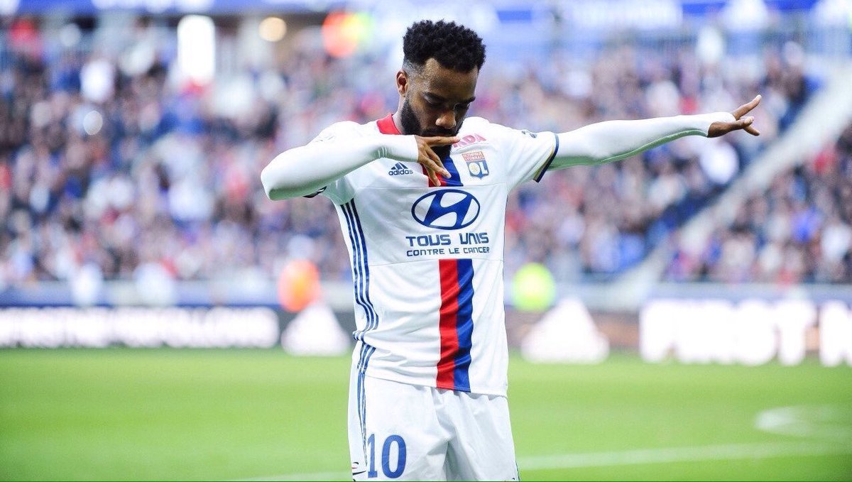 Chi tiết vụ Lacazette: Kiểm tra y tế tuần này, giá không quá 50 triệu euro - Bóng Đá