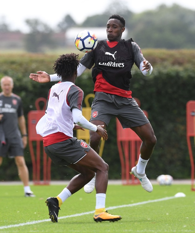 Arsenal tập buổi cuối trước Emirates Cup - Bóng Đá