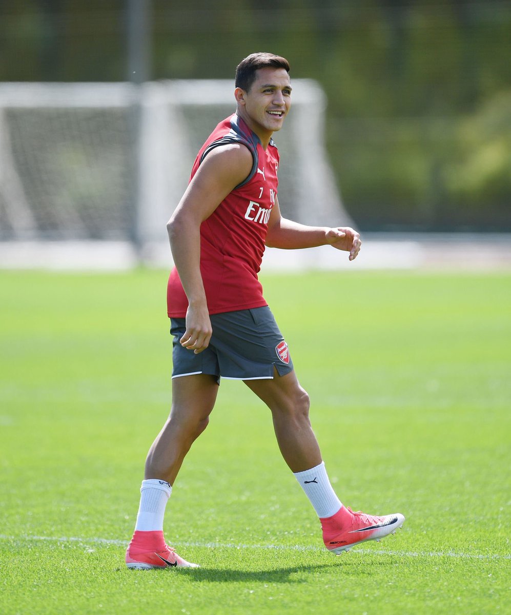 CĐV Arsenal chú ý: Alexis Sanchez CHÍNH THỨC trở lại tập luyện - Bóng Đá
