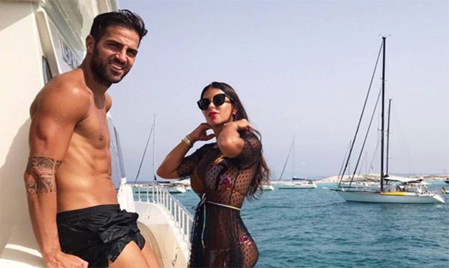 Fabregas lại lộ ảnh