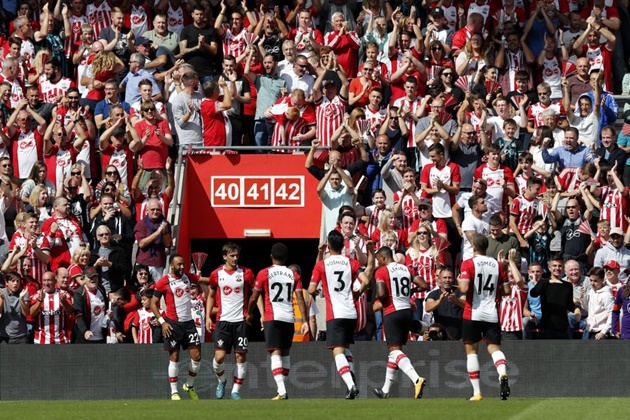 Southampton 3-2 West Ham: Chicharito không cứu nổi 