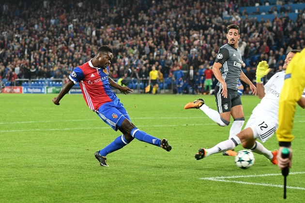 Basel 5-0 Benfica: Đi vào lịch sử - Bóng Đá