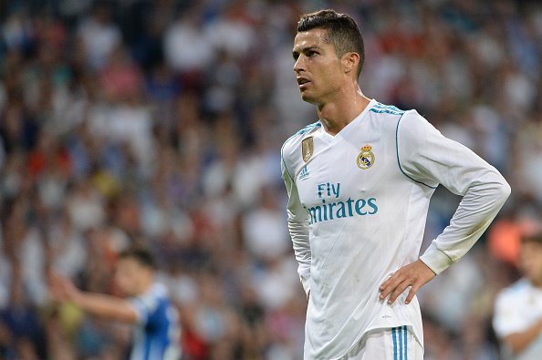 Điểm tin chiều 02/10: Ronaldo sút cực tệ, bác sỹ muốn Ibra kiên nhẫn - Bóng Đá