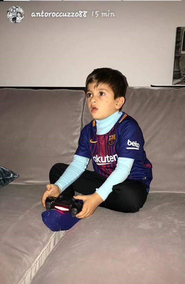 Vợ đăng ảnh bầu bí, Messi sắp đón thành viên mới - Bóng Đá