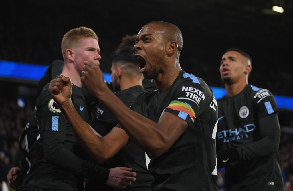 Manchester City lại thắng: Hình bóng quân vương - Bóng Đá