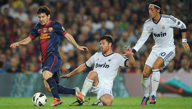 ĐỐI THOẠI cùng Xabi Alonso: Chặn Messi, tôi phải dùng thủ đoạn đê hèn - Bóng Đá