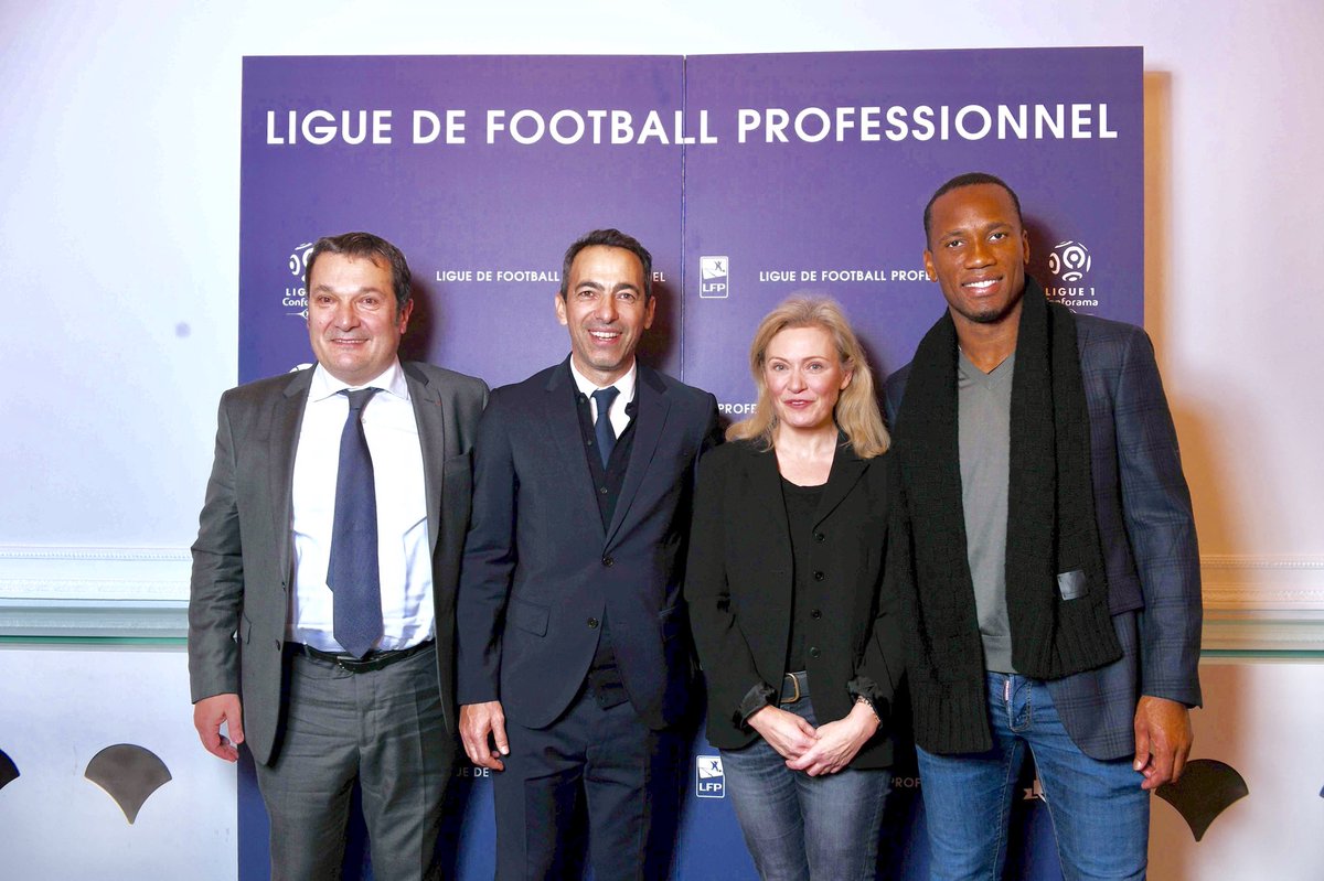 Didier Drogba gây sốc với diện mạo mới toanh - Bóng Đá