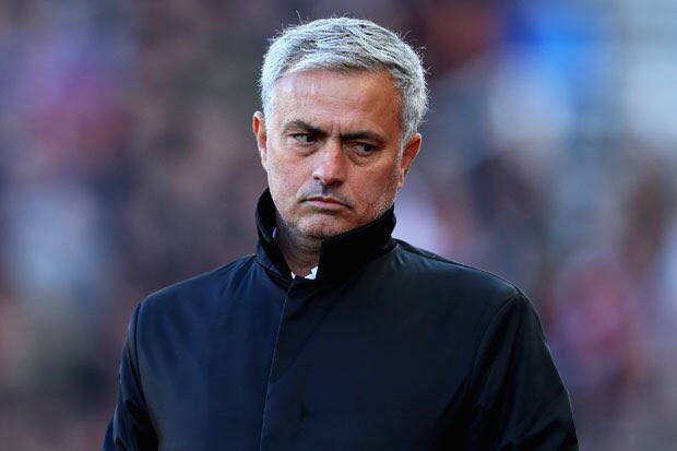 CỰC NÓNG: Mourinho sắp chốt tương lai tại Manchester United - Bóng Đá