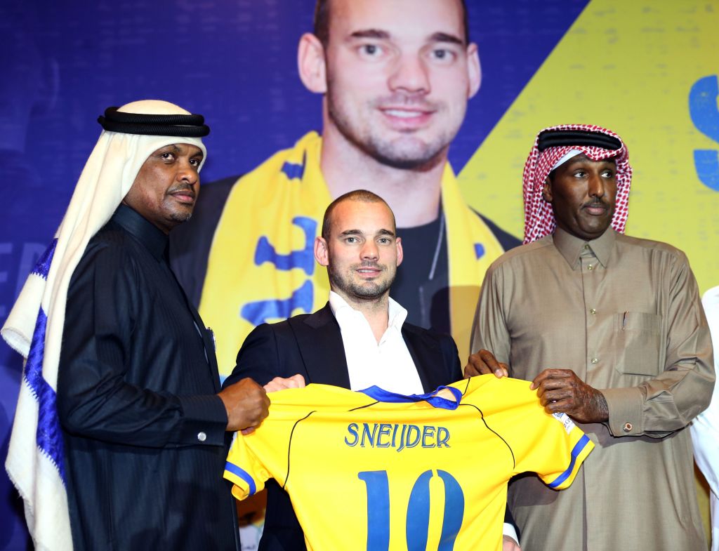 Sneijder CHÍNH THỨC dưỡng già ở Trung Đông - Bóng Đá