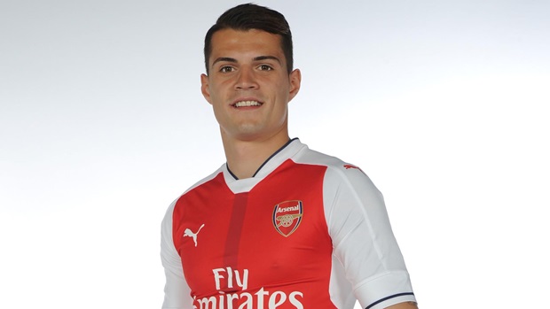 Xhaka chọn huyền thoại Arsenal vào đội hình vĩ đại nhất EURO