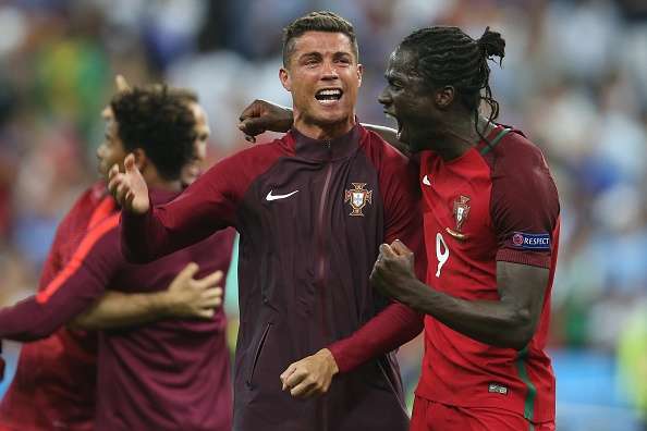 Ronaldo rơi lệ và những khoảnh khắc đáng nhớ nhất EURO 2016