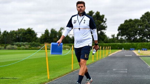 Pochettino phàn nàn gì về Ngoại hạng Anh?