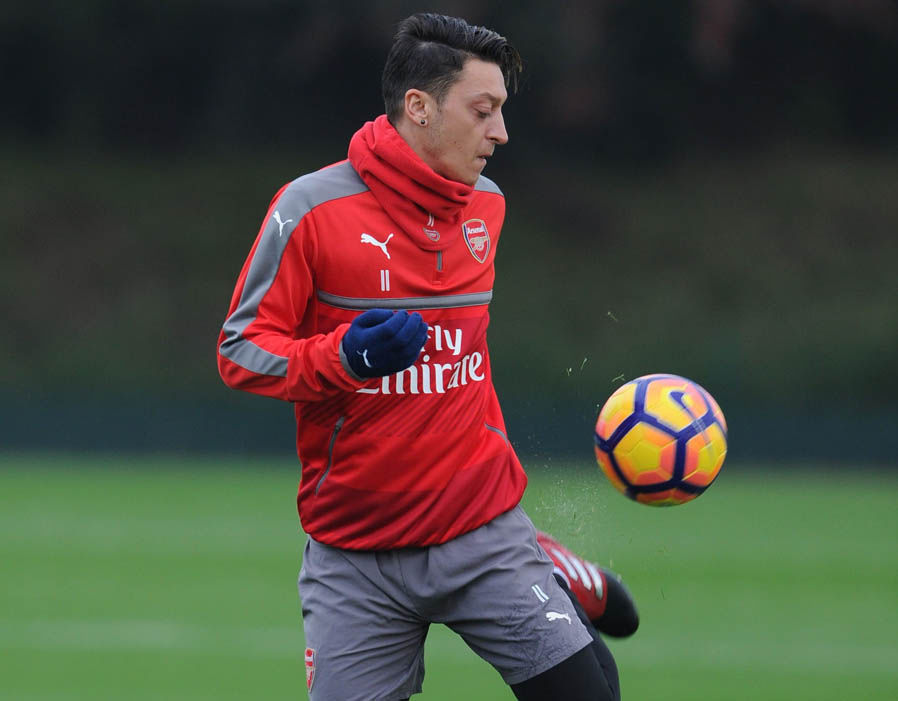 Mesut-Ozil-190193