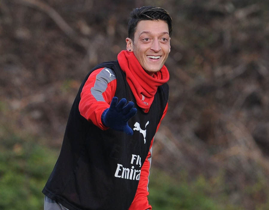 Mesut-Ozil-190194