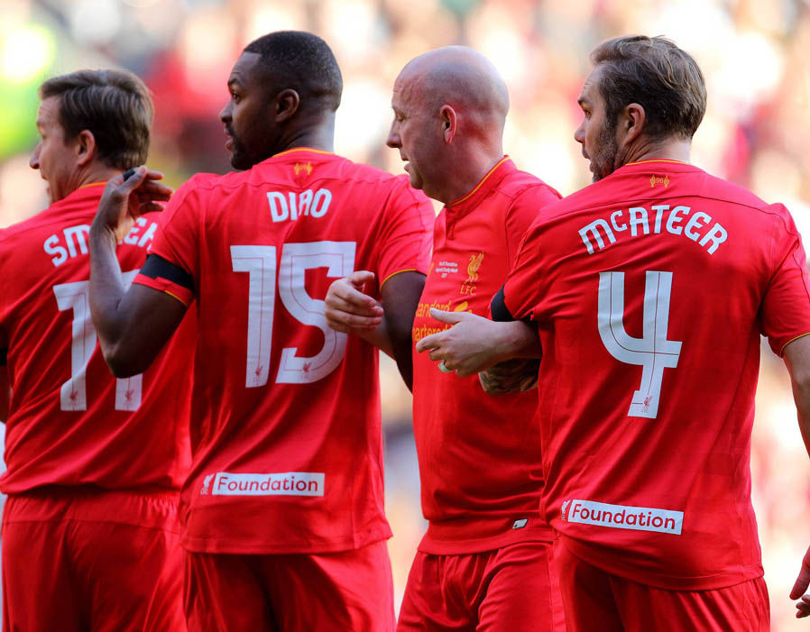 Chùm ảnh: Gerrard ghi bàn, Liverpool đáng bại Real sát nút - Bóng Đá