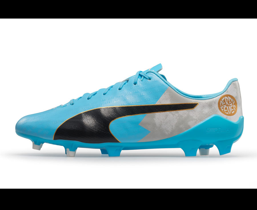 Chùm ảnh: Aguero cực ngầu bên đôi giày thiết kế riêng cho Derby Manchester - Bóng Đá
