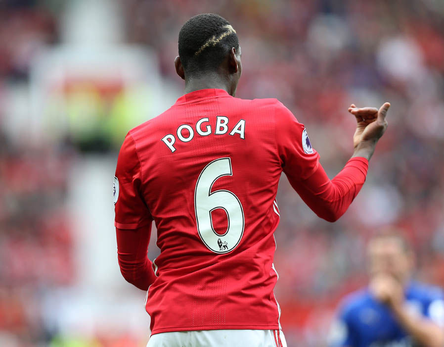 Top 10 cầu thủ chạm bóng nhiều nhất Ngoại hạng Anh: Pogba vẫn thua một người - Bóng Đá