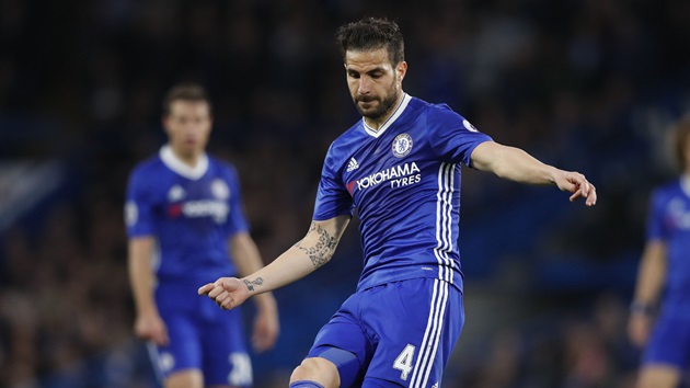 Chelsea thăng hoa, Fabregas cũng lập kỷ lục cực khủng - Bóng Đá