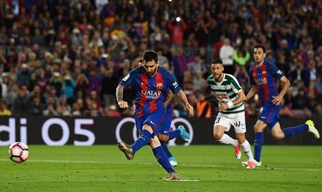 Messi solo đẳng cấp, Enrique chia tay Camp Nou bằng màn ngược dòng kịch tính - Bóng Đá