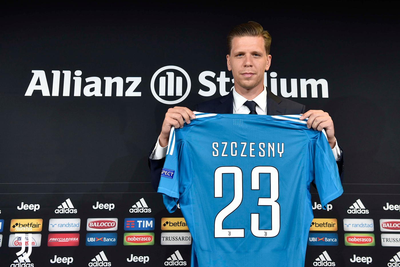 Đến Juventus, Szczesny chuẩn bị sẵn tâm lý vô địch - Bóng Đá