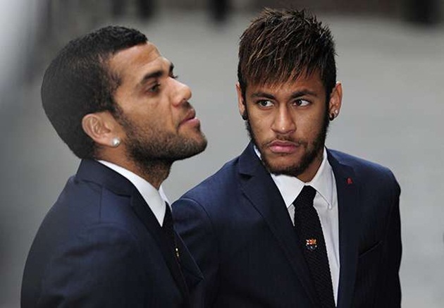 Alves 'vô can' trong vụ lôi kéo Neymar đến PSG - Bóng Đá