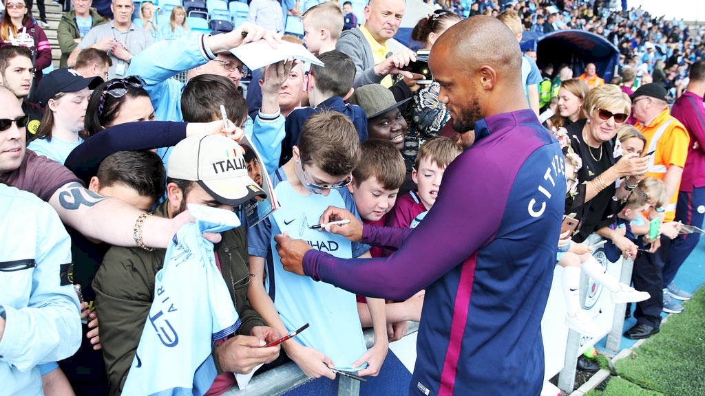 Ảnh tập Man city - Bóng Đá