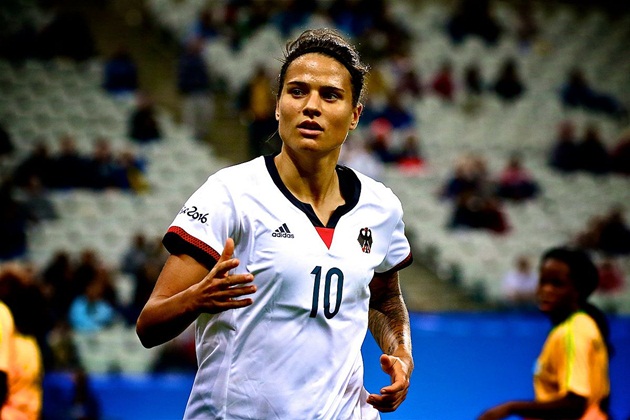10 cầu thủ nữ lọt vào danh sách đề cử The Best của FIFA - Bóng Đá