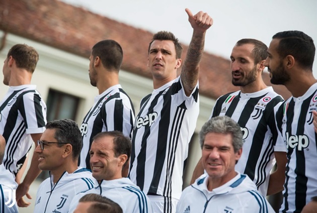 Juventus chụp ảnh - Bóng Đá
