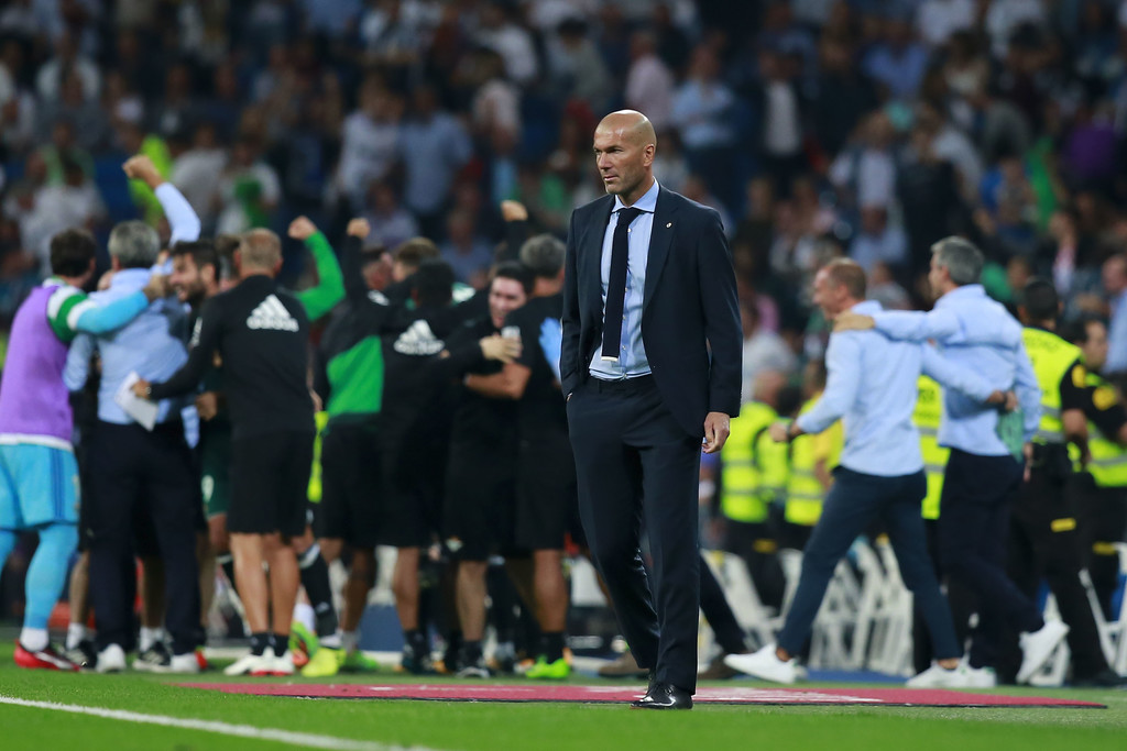 Real Madrid 0-1 Real Betis: Ronaldo cúi đầu đau đớn - Bóng Đá