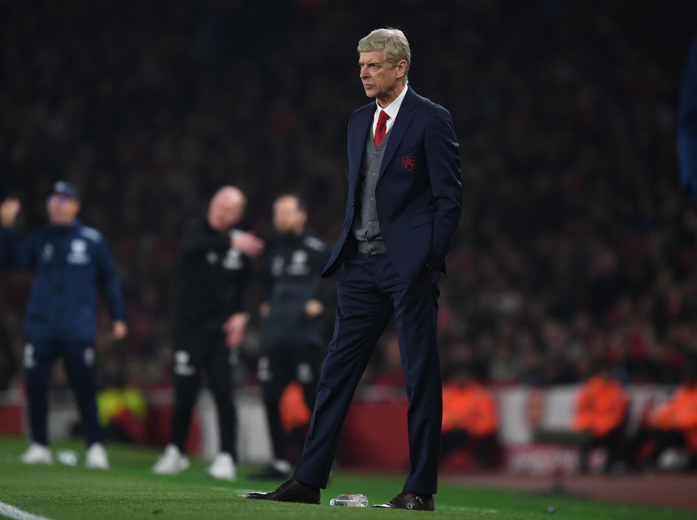 Wenger bênh vực trọng tài trong tình huống gây tranh cãi - Bóng Đá