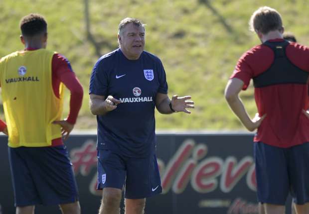 Tiết lộ đội hình chính thức tuyển Anh được Sam Allardyce lựa chọn