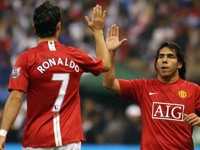 CHÍNH THỨC: Ronaldo, Tevez được mời gọi trở lại Old Trafford đầu mùa Hè - Bóng Đá