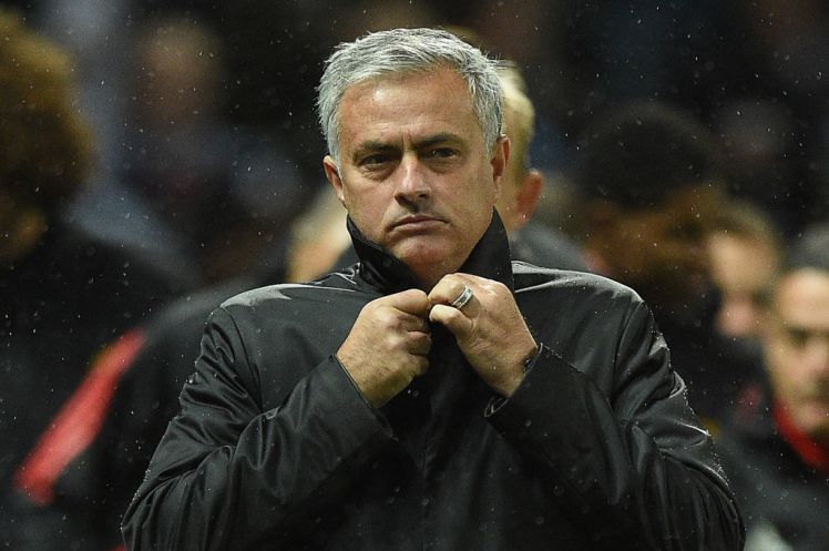 Man Utd tăng lương khủng 'trói chân' Jose Mourinho - Bóng Đá
