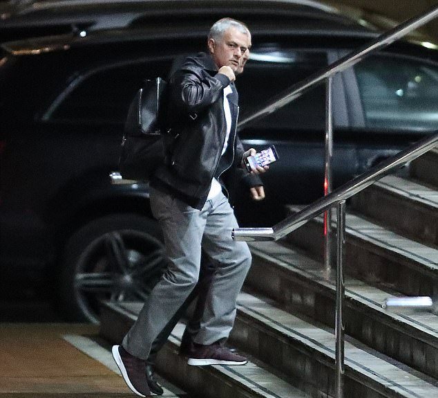 Thầy trò HLV Mourinho đến Lowry chờ vé dự vòng knock-out Champions League - Bóng Đá